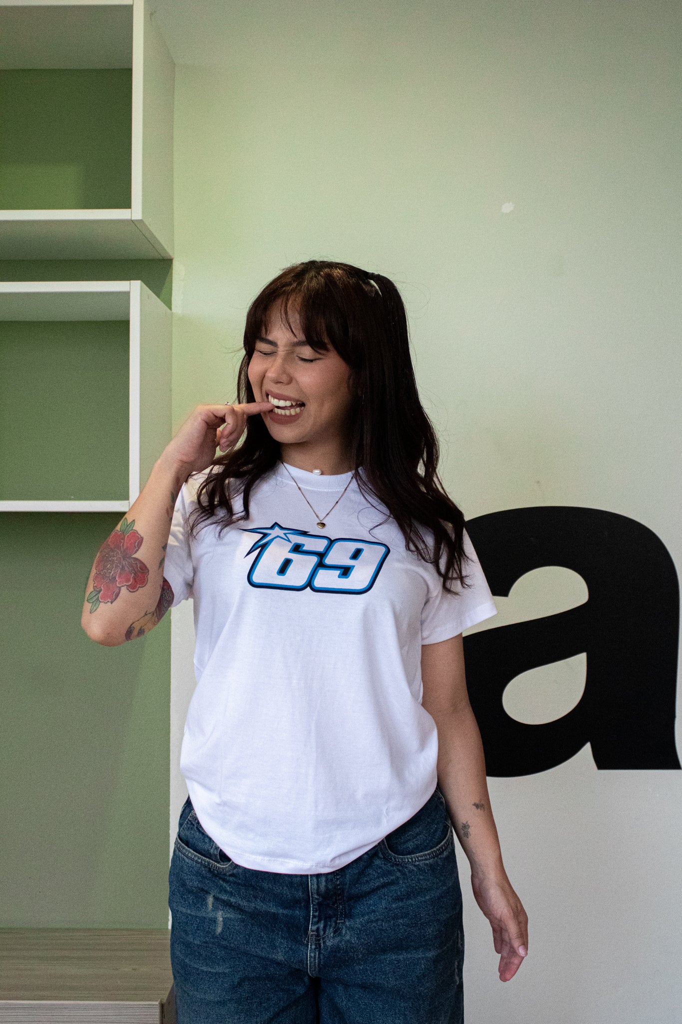 Baby Tee "69"