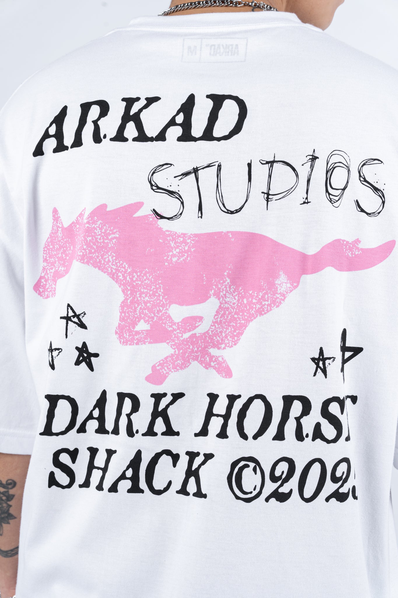 T-SHIRT DARK HORSE